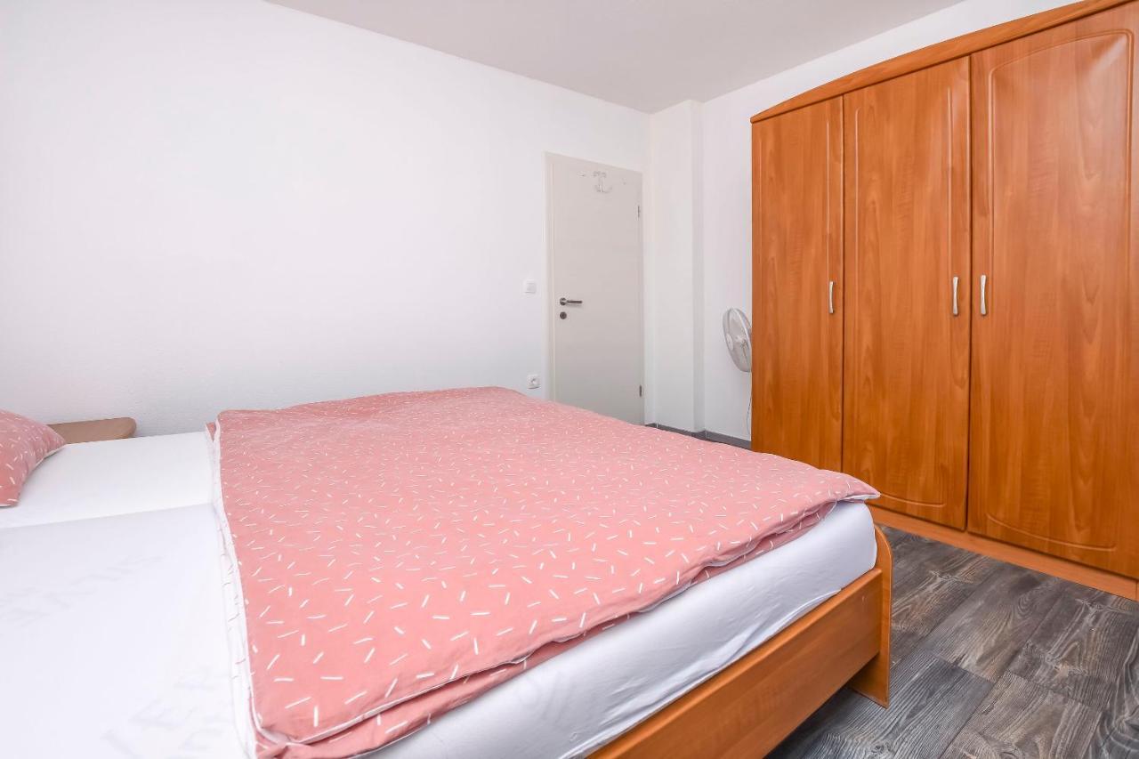 Apartment Juro Rogoznica (Sibenik-Knin)